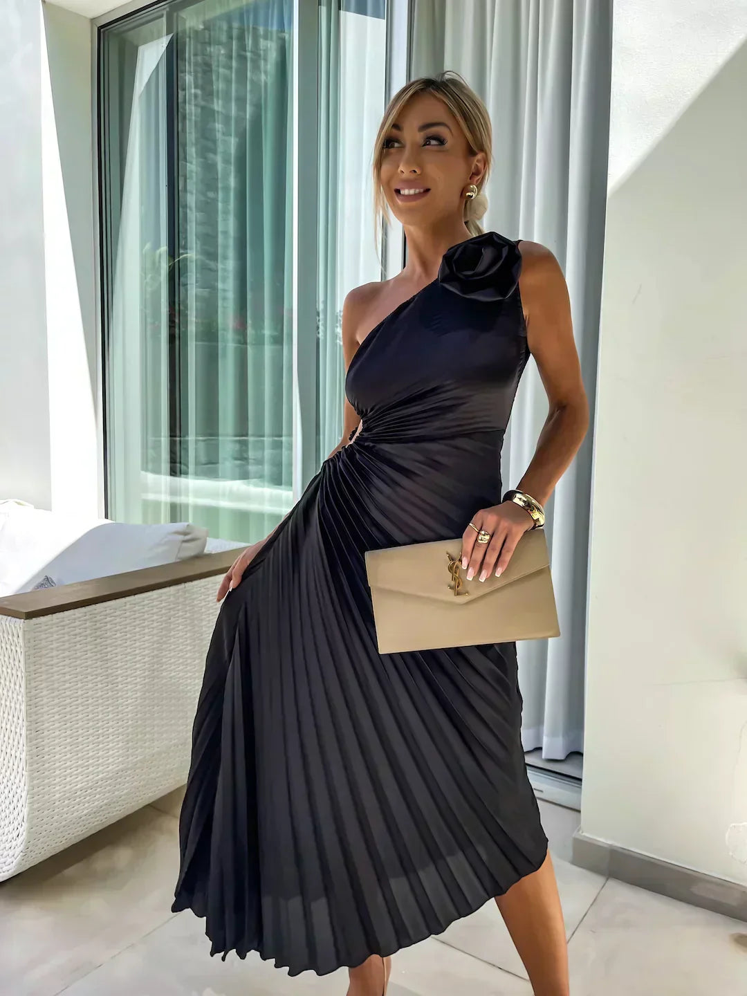 Lizbeth - Dress with Floral Shoulders